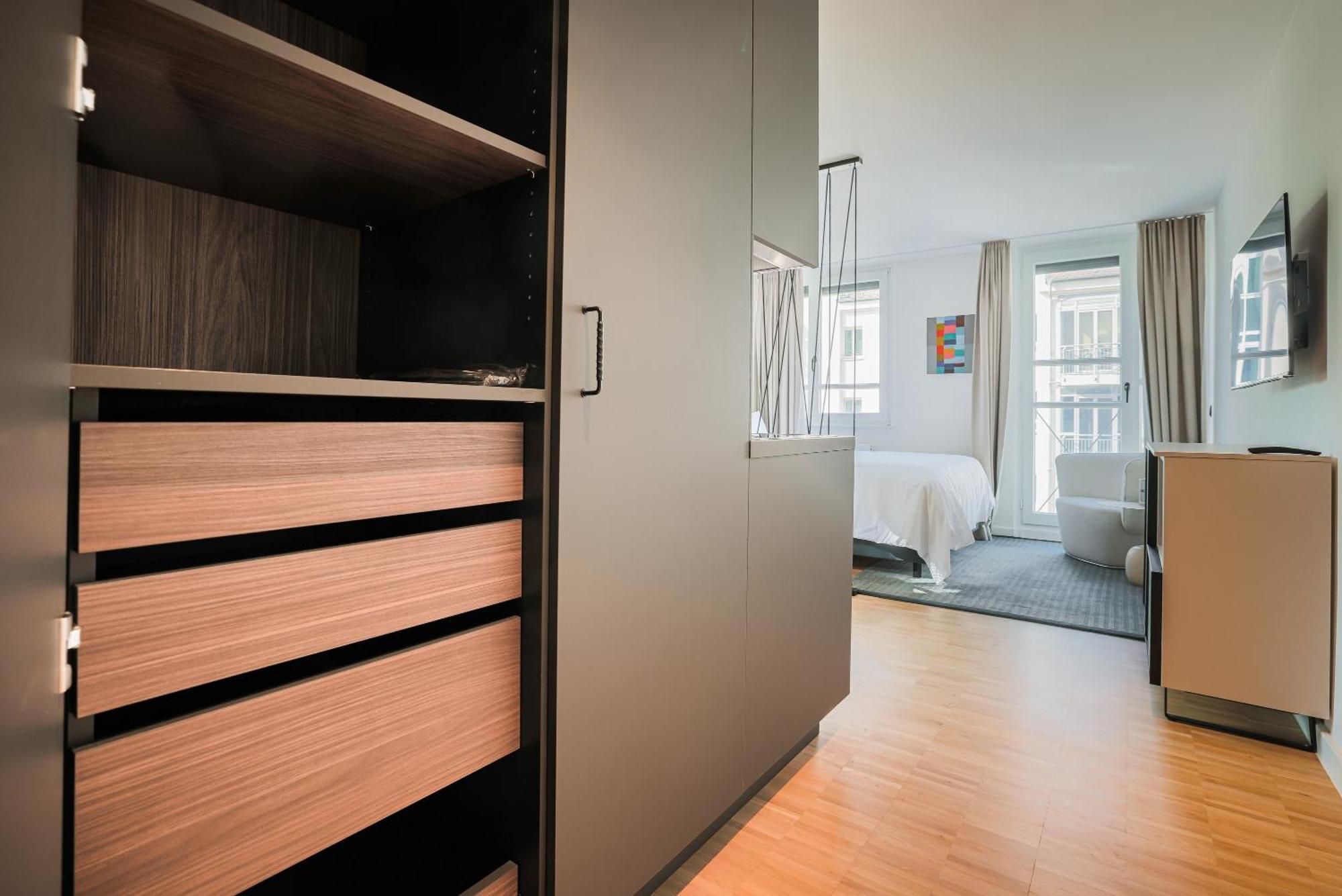 Aparthotel H’otello F22 4*