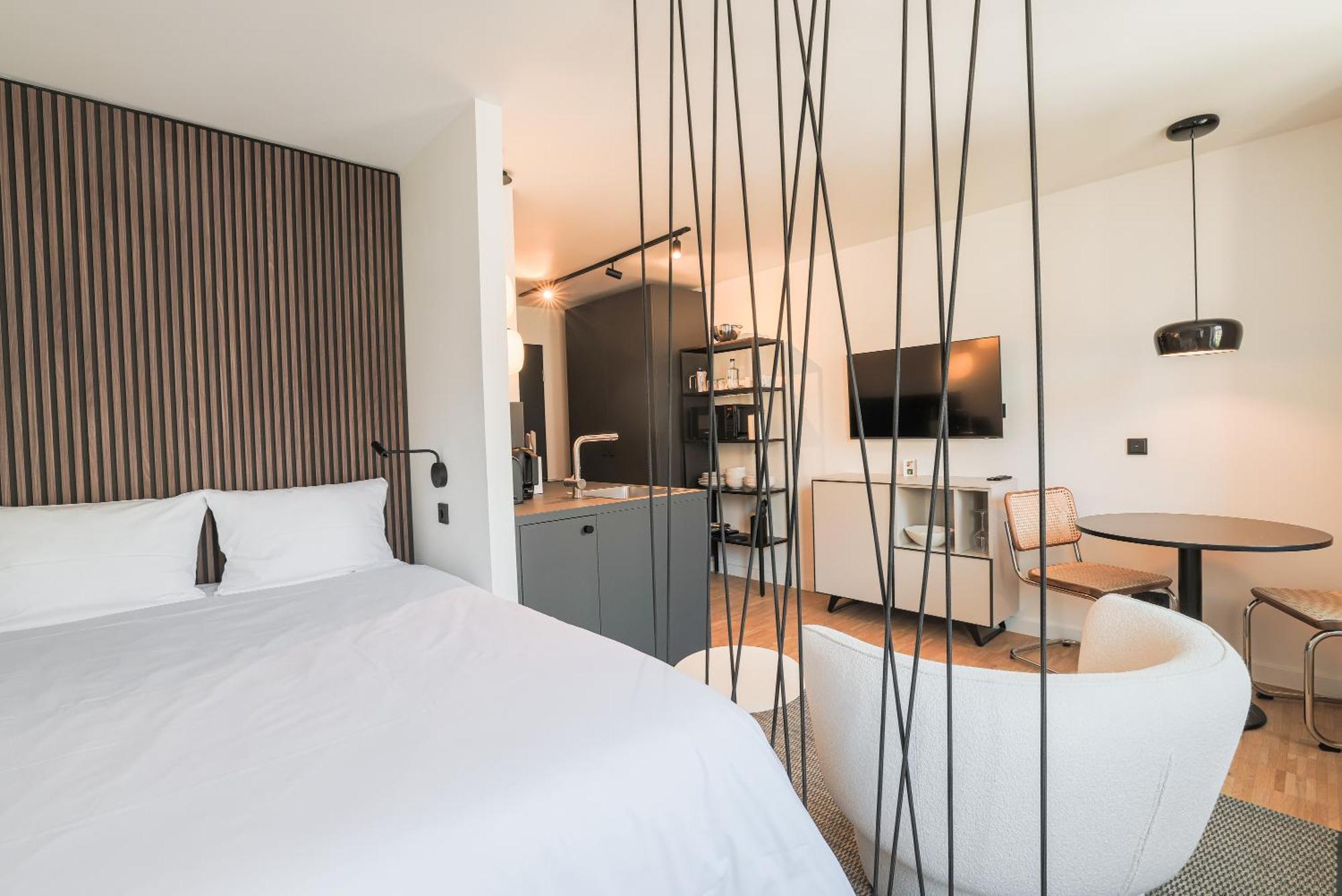 H’otello F22 Aparthotel
